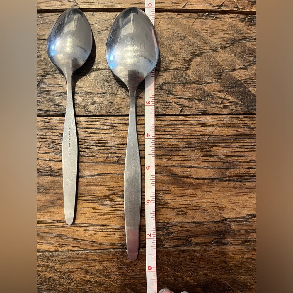 Vintage Floral Flatwear Soup spoons  (8) (Similar to Jardinera Stainless) - Picture 6 of 6